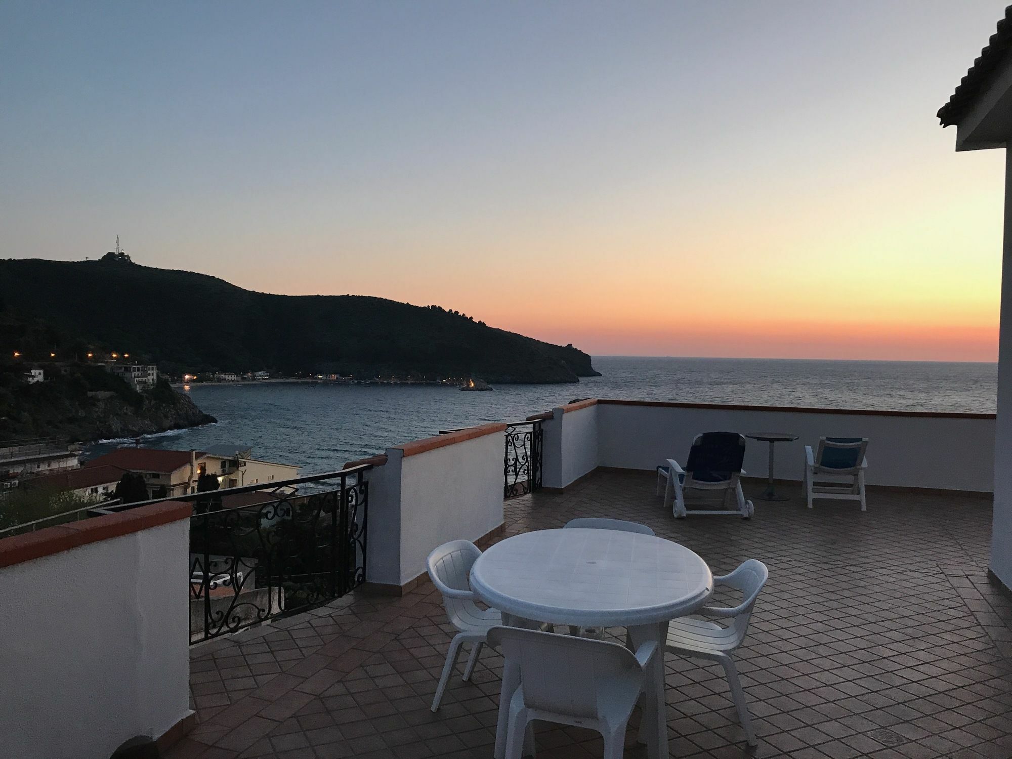 Riviera Aparthotel