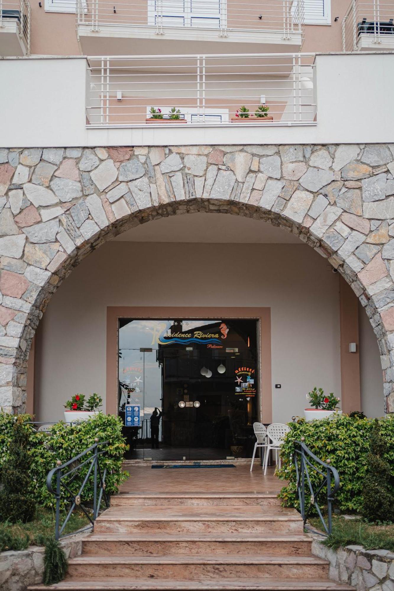Riviera Apartahotel